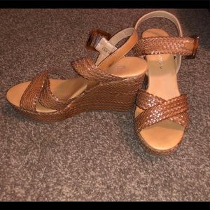 Brown Wedges
